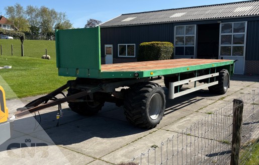 Foto van Landbouwaanhanger